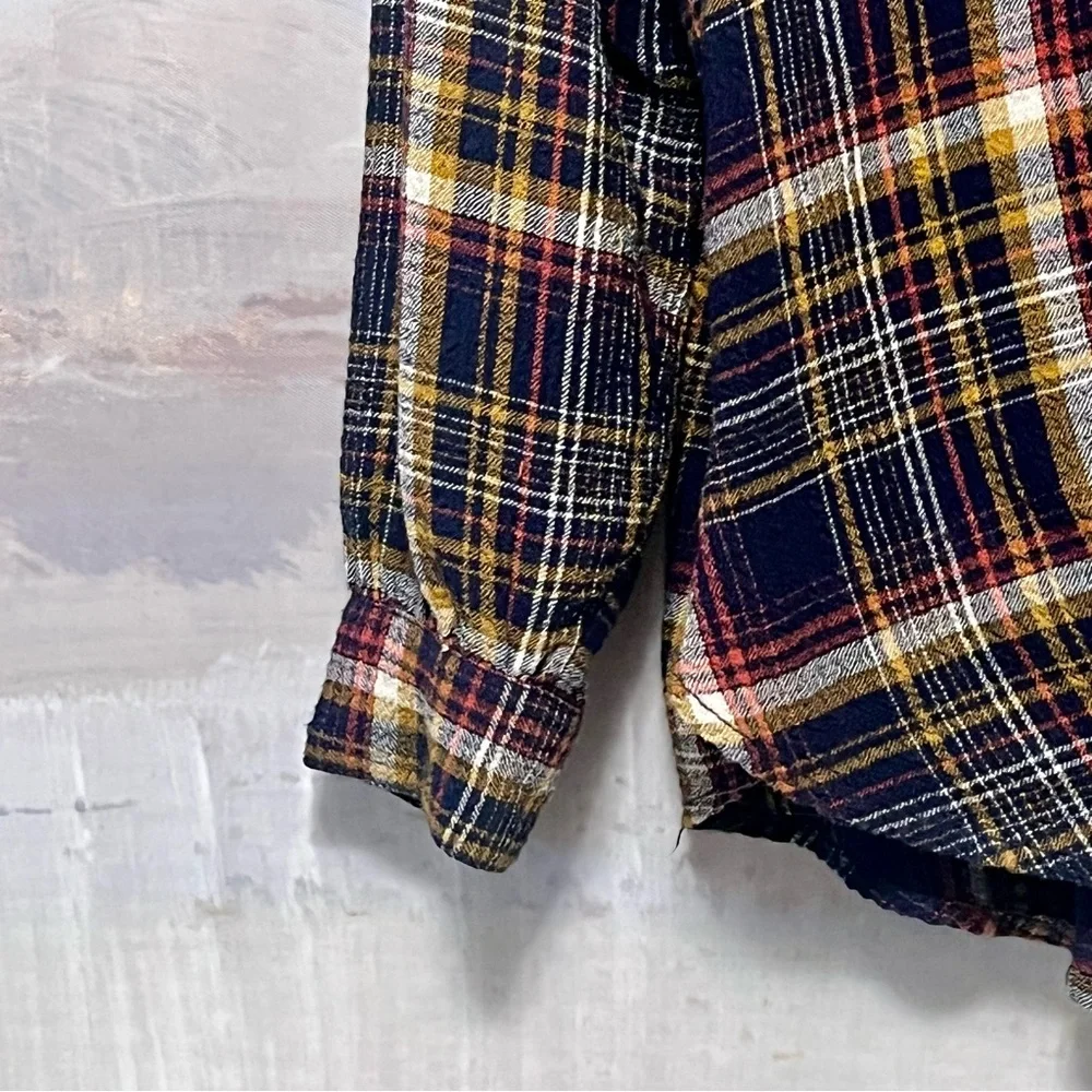 WE THE FREE PEOPLE Blue Plaid Flannel Shirt RIVETED Womens S Button Up Oversized - Picture 9 of 16